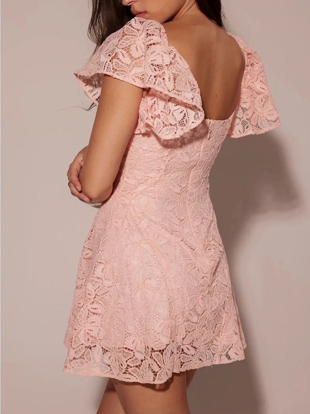 House of CB | Verity Coral Lace Dress - Picture 4 of 5